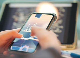 Fund transfer and withdrawal procedure being reviewed by an investor through a transparent process